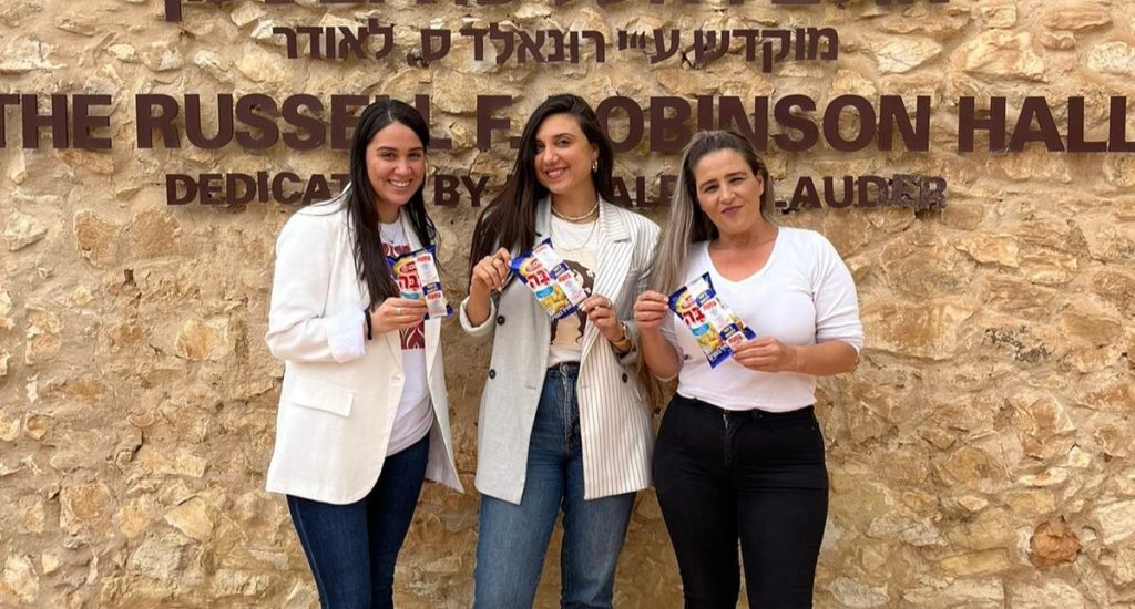 1e36a717-b96b-4d19-9f3e-d3263a858de6